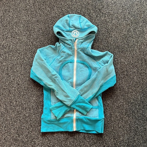 Lululemon Scuba Sweater - Picture 2 of 3